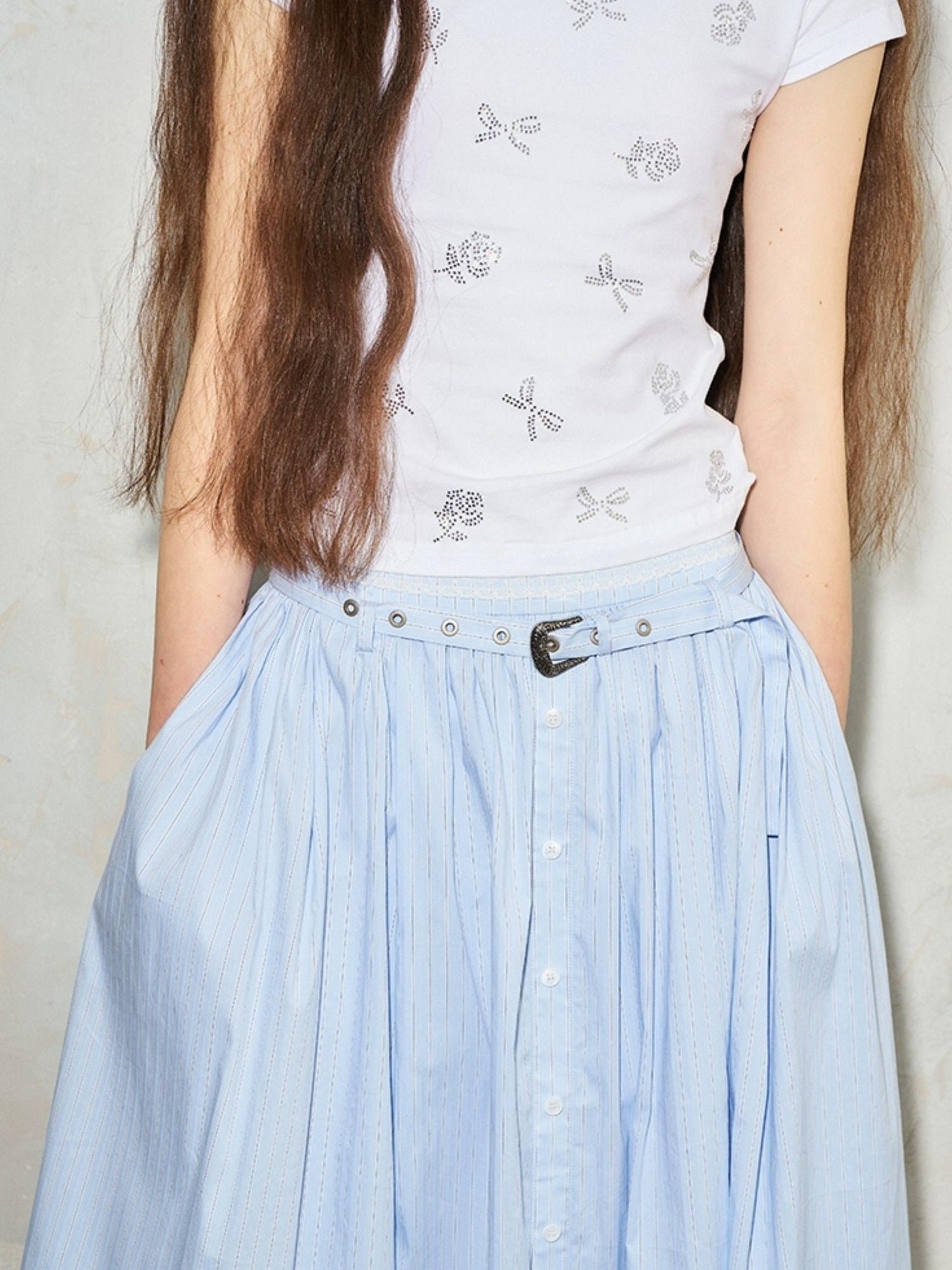 DIDDI MODA Floral Crystal Bow Slim Fit Tee