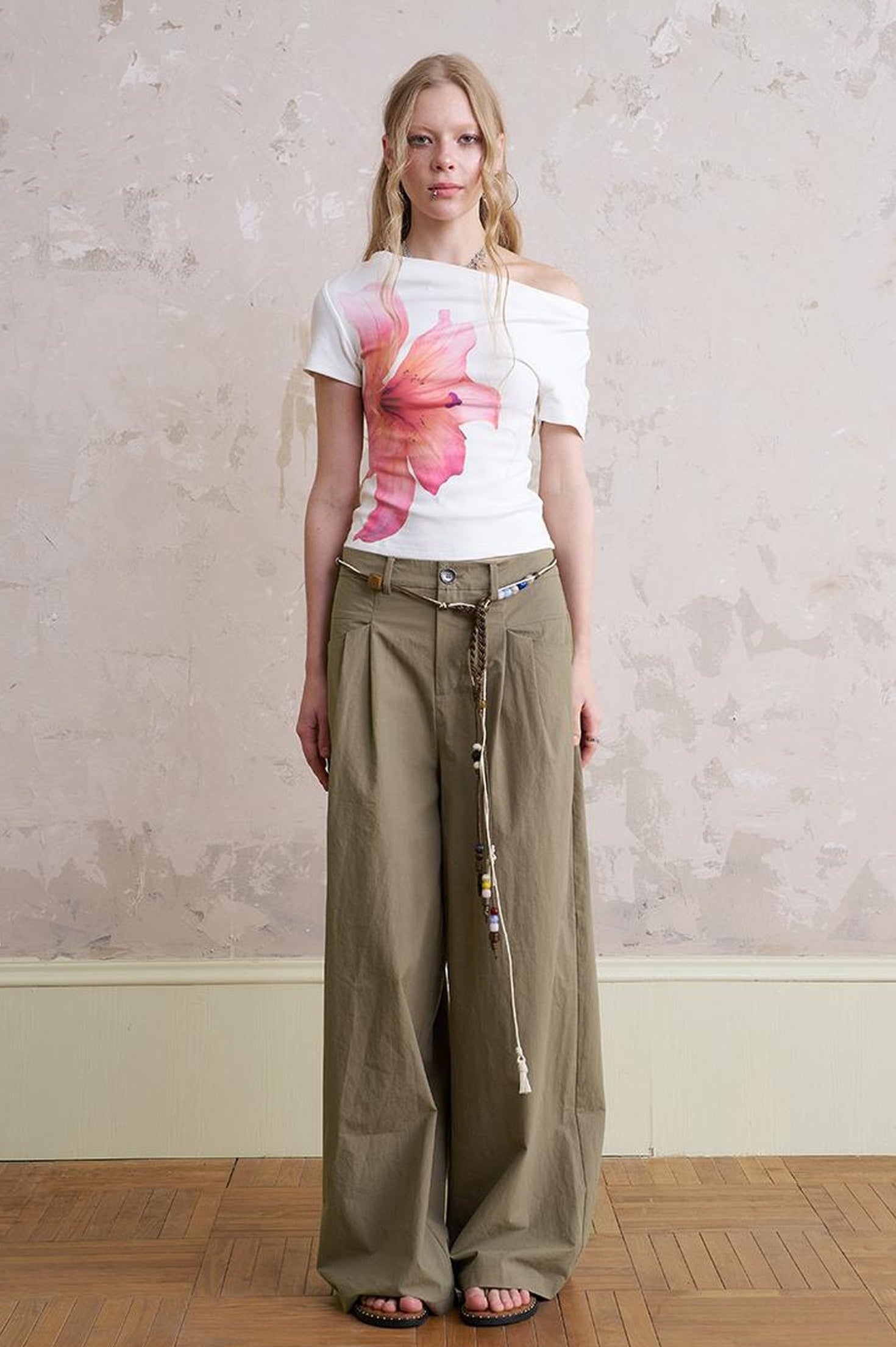 Floral Cutout Crop Top With Drawstring Waist Matching Shorts Pants Set