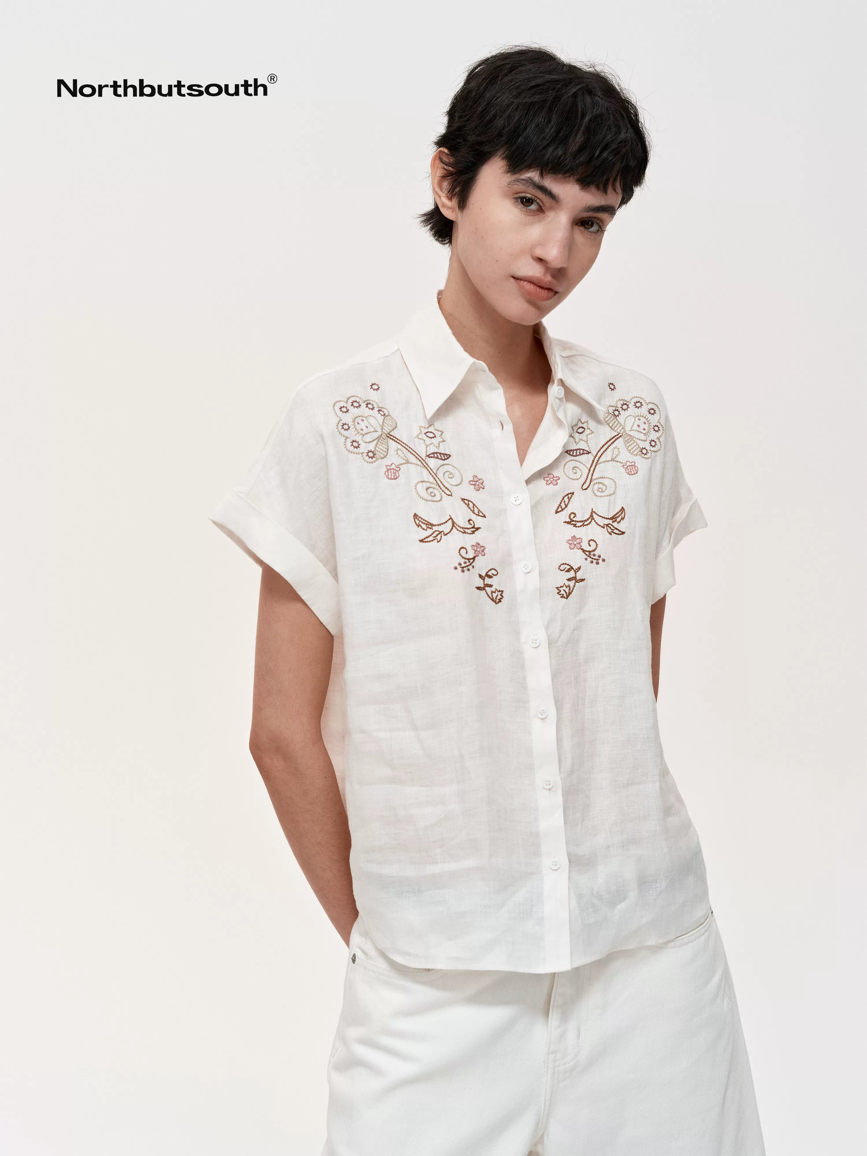 Floral Embroidered Loose Fit Hemp Shirt