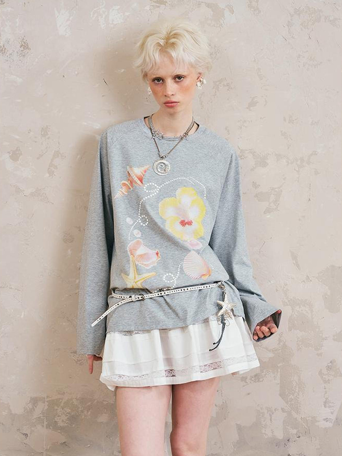 DIDDI MODA Floral Shell Print Loose Fit Long Sleeve Tee