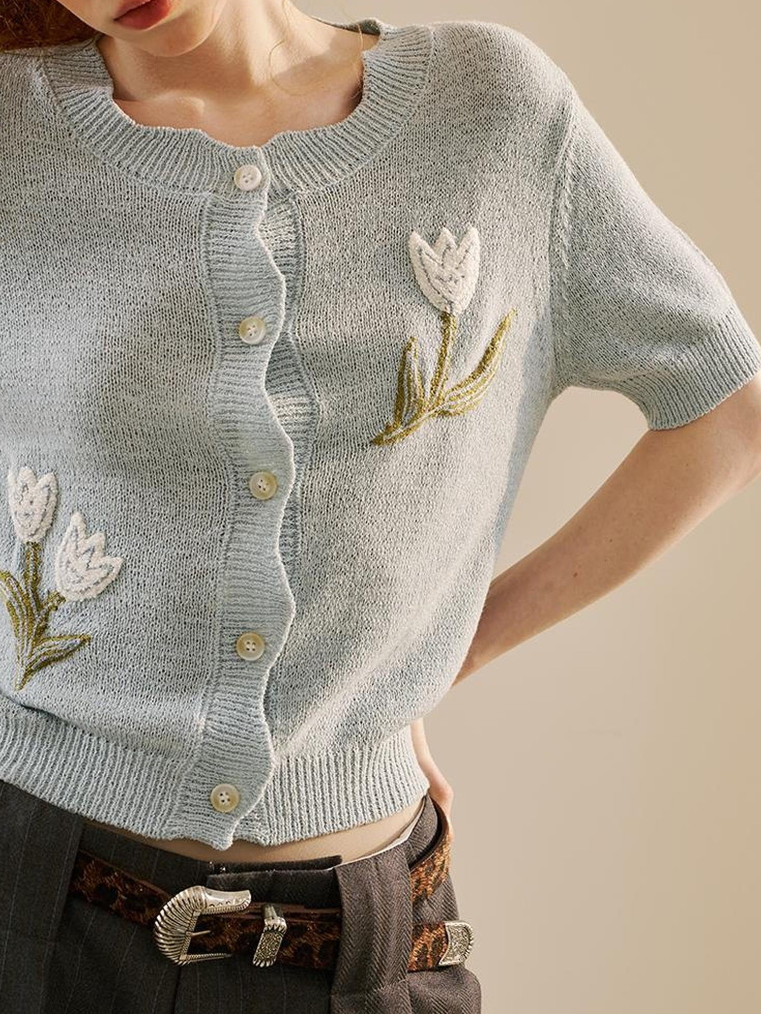 DIDDI MODA Floral Tulip Embroidered Wave Edge Knit Cardigan