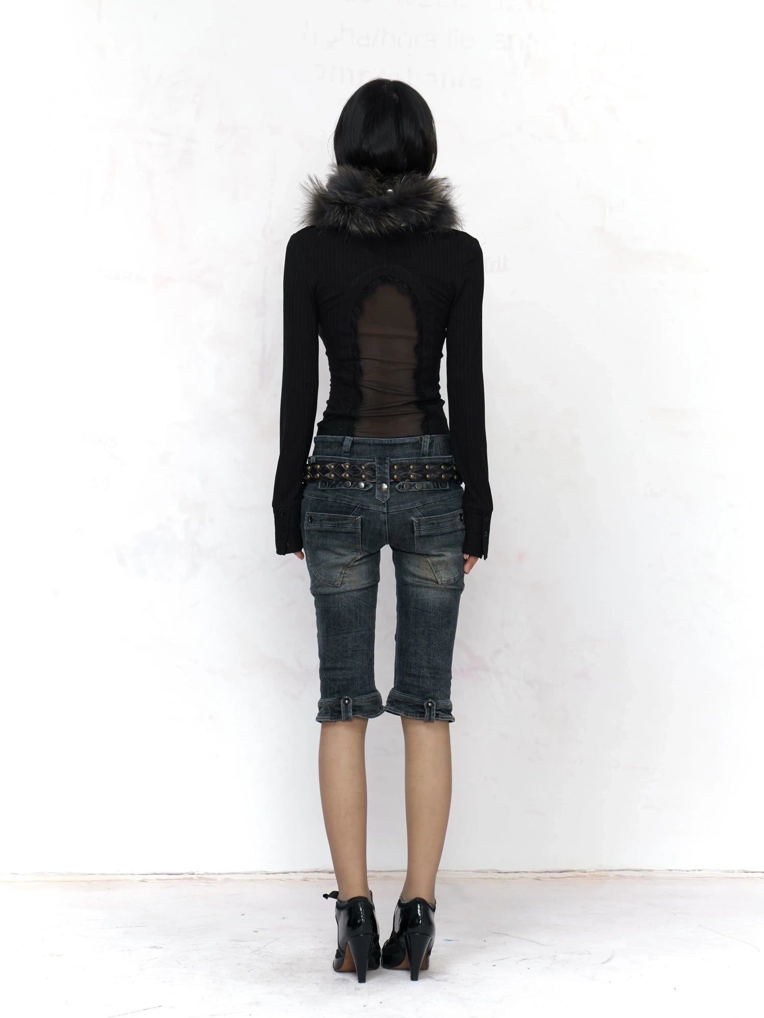 Flowers birds Market Black Cotton Spliced Knit Cropped Slim Fit Long Sleeve Collared Women Blouse