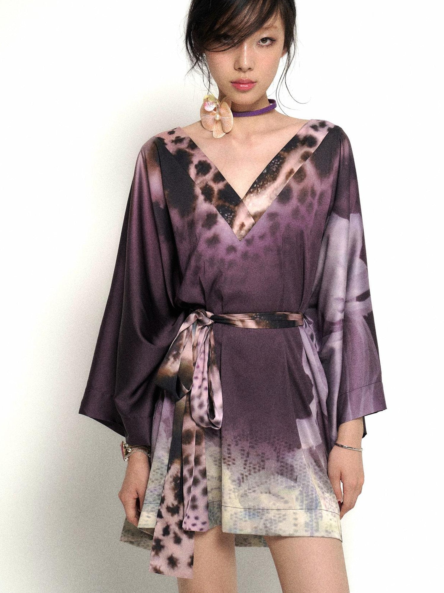 Flowers birds Market Deep Purple Leopard Gradient Satin V Neck Long Sleeve T Shirt Loungewear Set