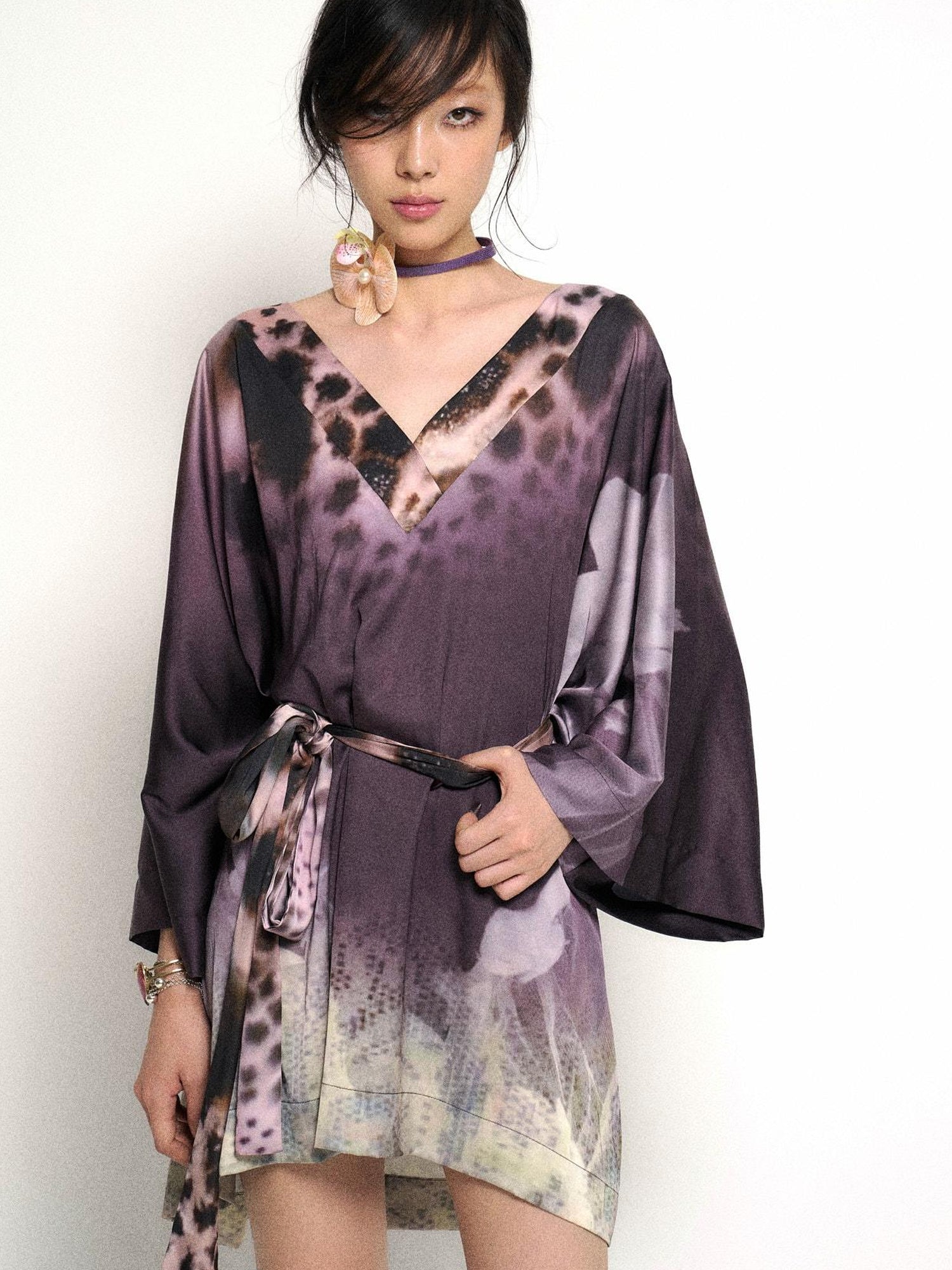 Flowers birds Market Deep Purple Leopard Gradient Satin V Neck Long Sleeve T Shirt Loungewear Set