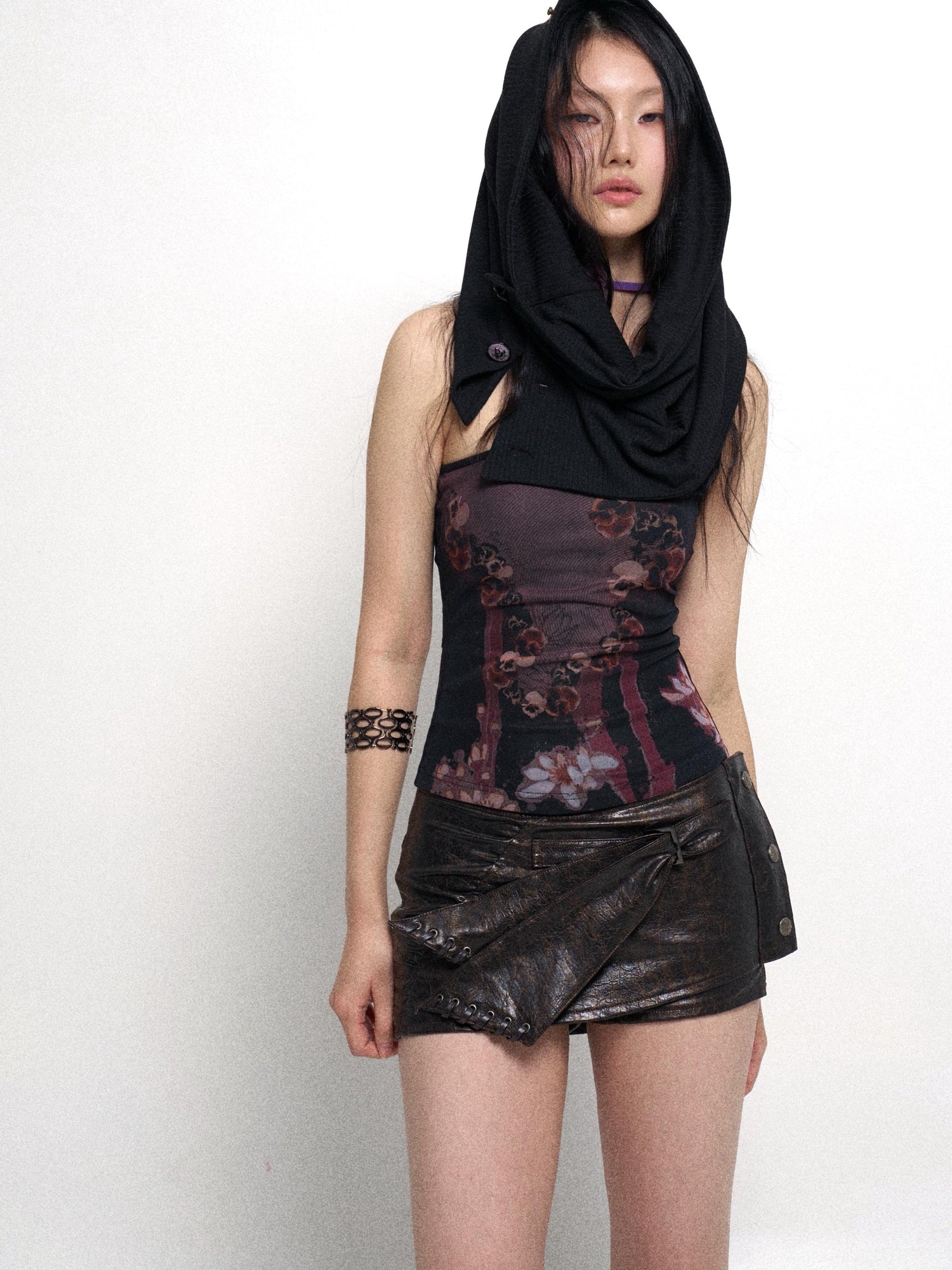 Flowers birds Market Detachable Cowl Neck Print Knit Slip Top