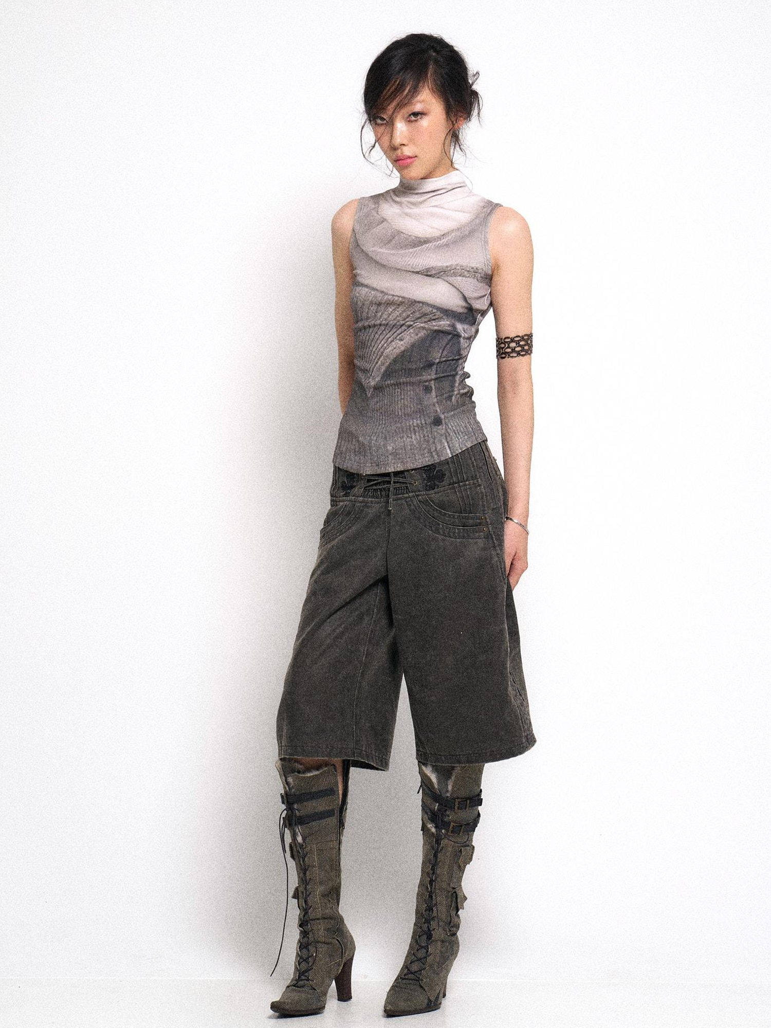 Flowers birds Market High Neck Knitted Sweater Elongated Fit Custom Logo Grey