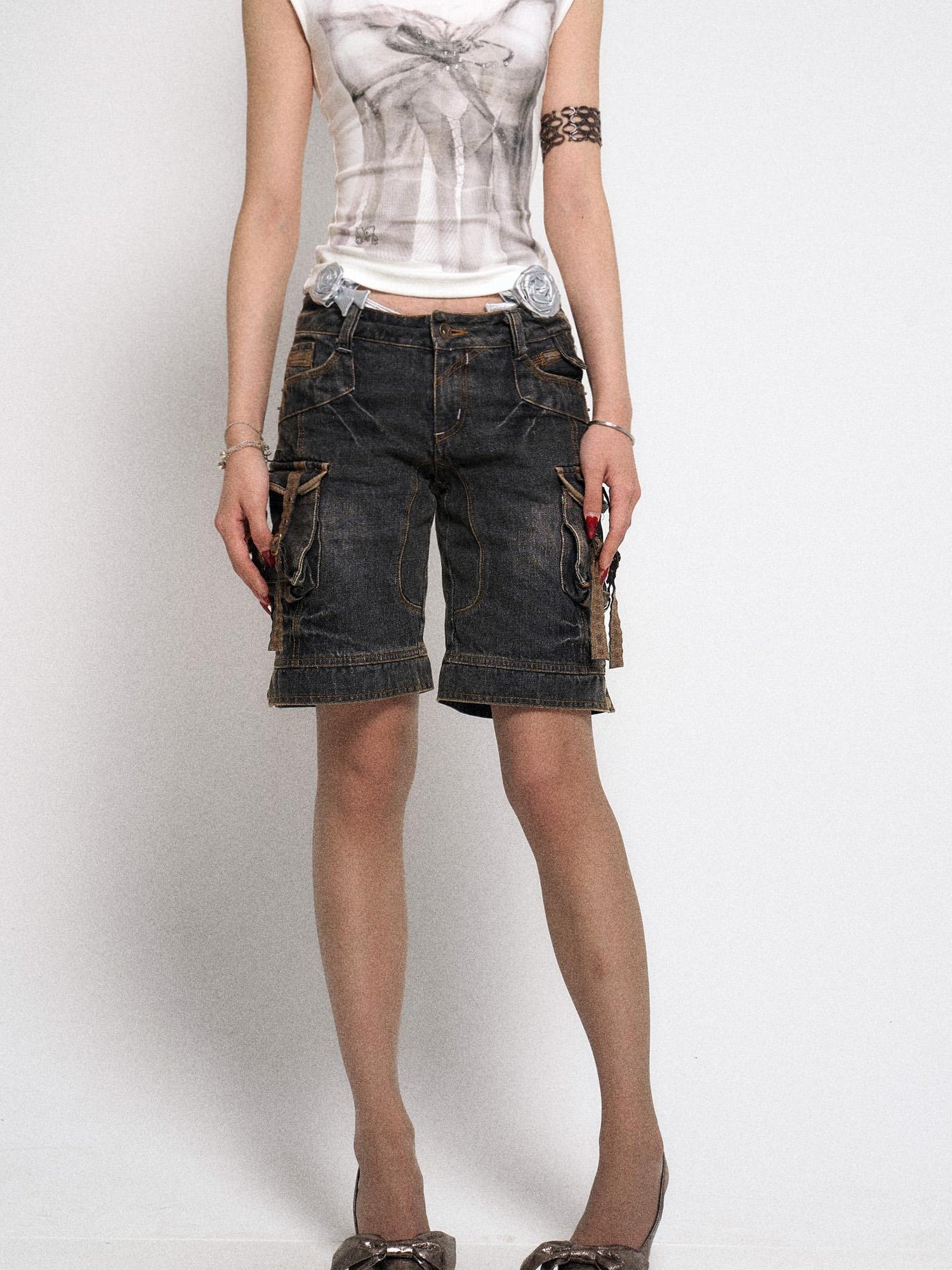 Flowers birds Market Low Rise Five Pocket Baggy Jeans Washed Gray Black