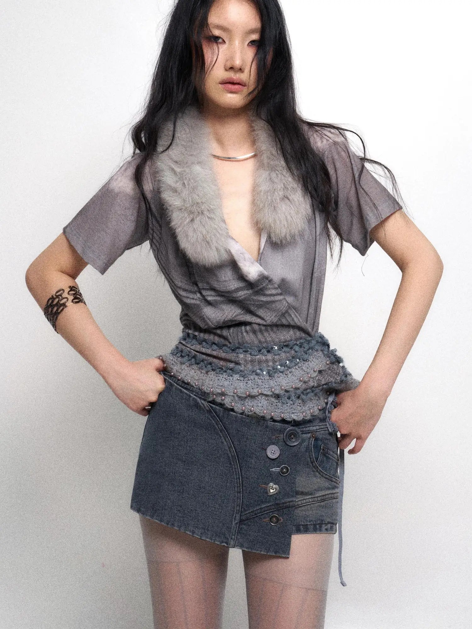 Low Waist Blue Grey Stretch Denim Shorts With Detachable Fur Trim