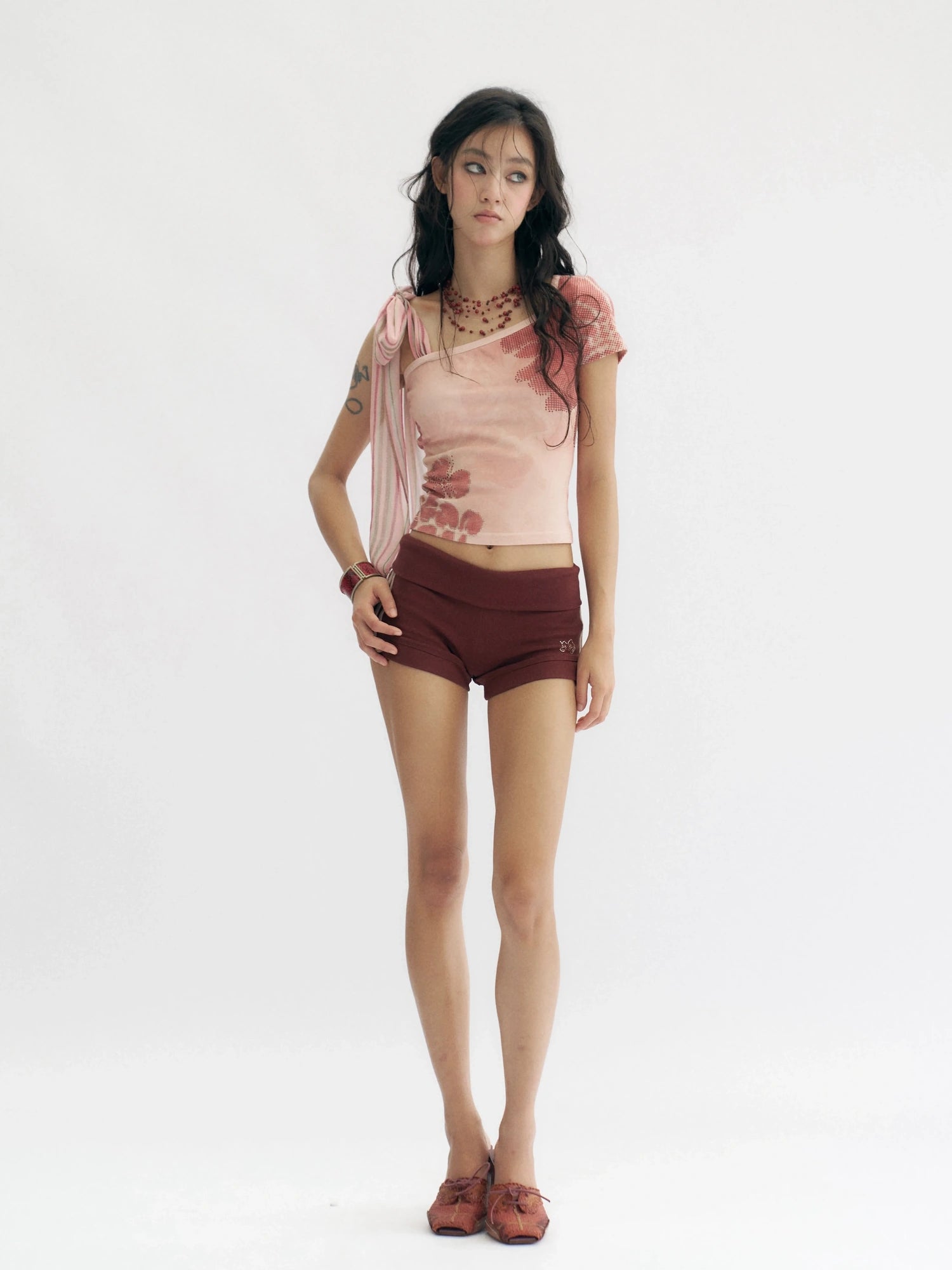 Flowers birds Market Soft Stretchy Slim Fit Straight Leg Elastic Waist Pockets Burgundy Women Short