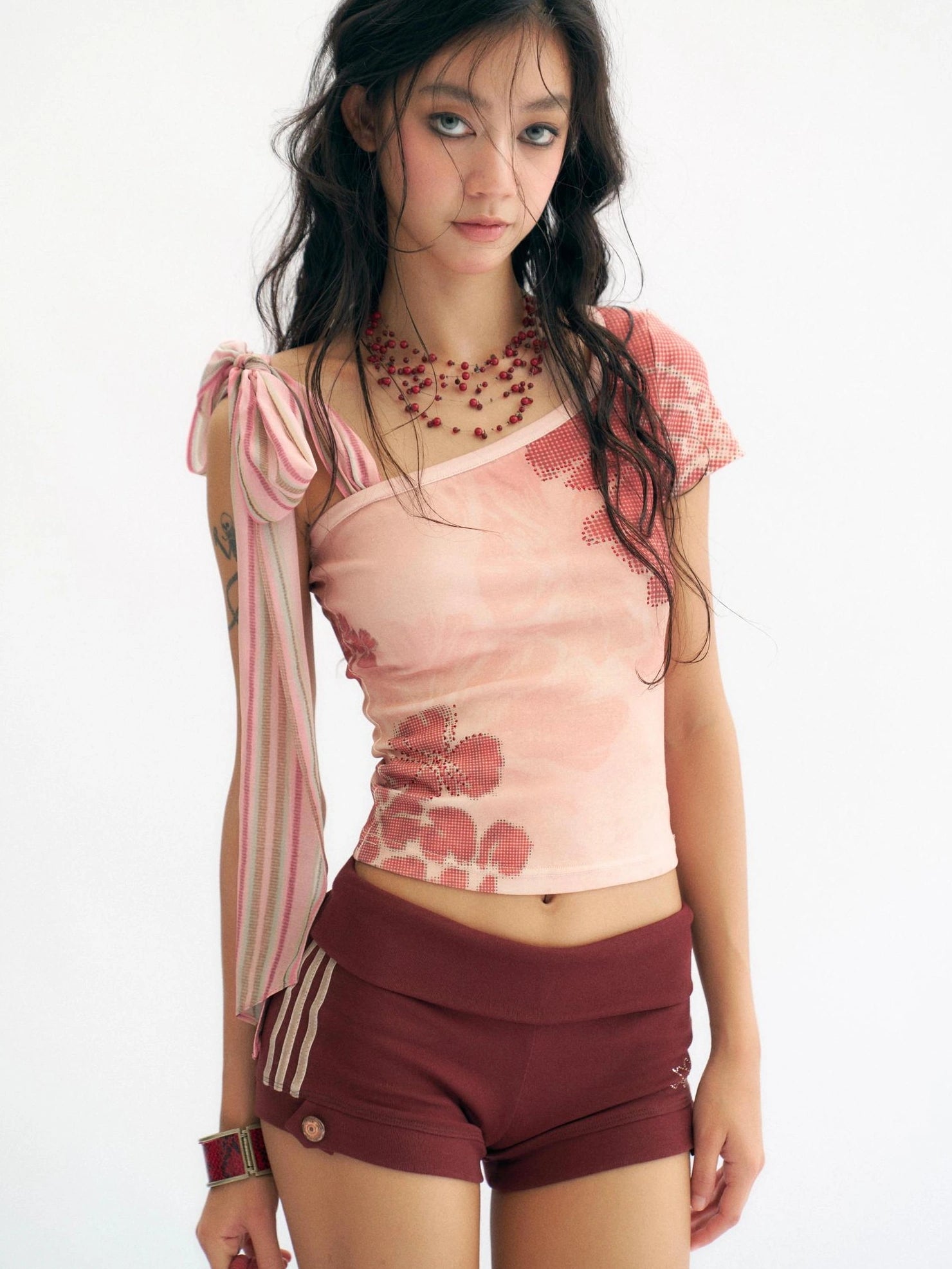 Flowers birds Market Soft Stretchy Slim Fit Straight Leg Elastic Waist Pockets Burgundy Women Short