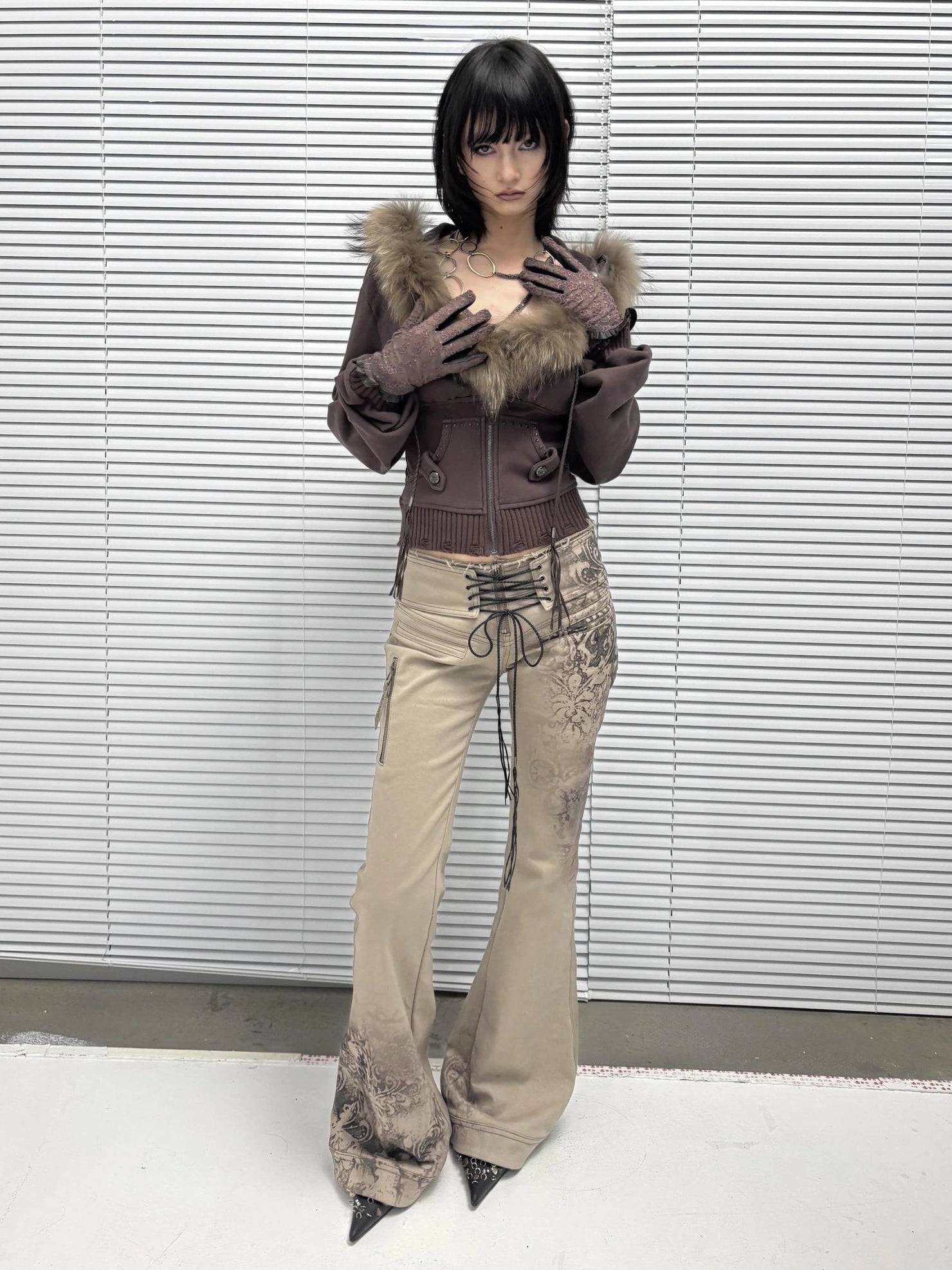 Flowers birds Market Solid Color Cotton Slim Fit Cropped Zip Up Hoodie For Women Hoodeis