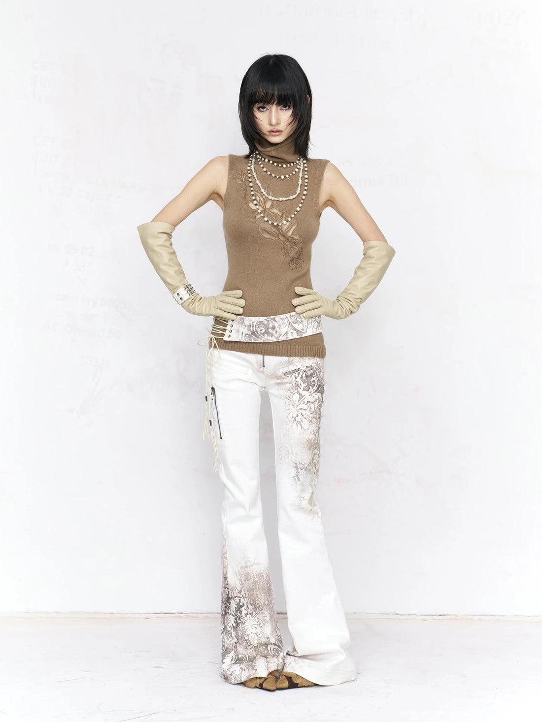 Flowers birds Market Stretch Vintage Micro Flare Lace Up Mid Rise Women White Cotton Jeans