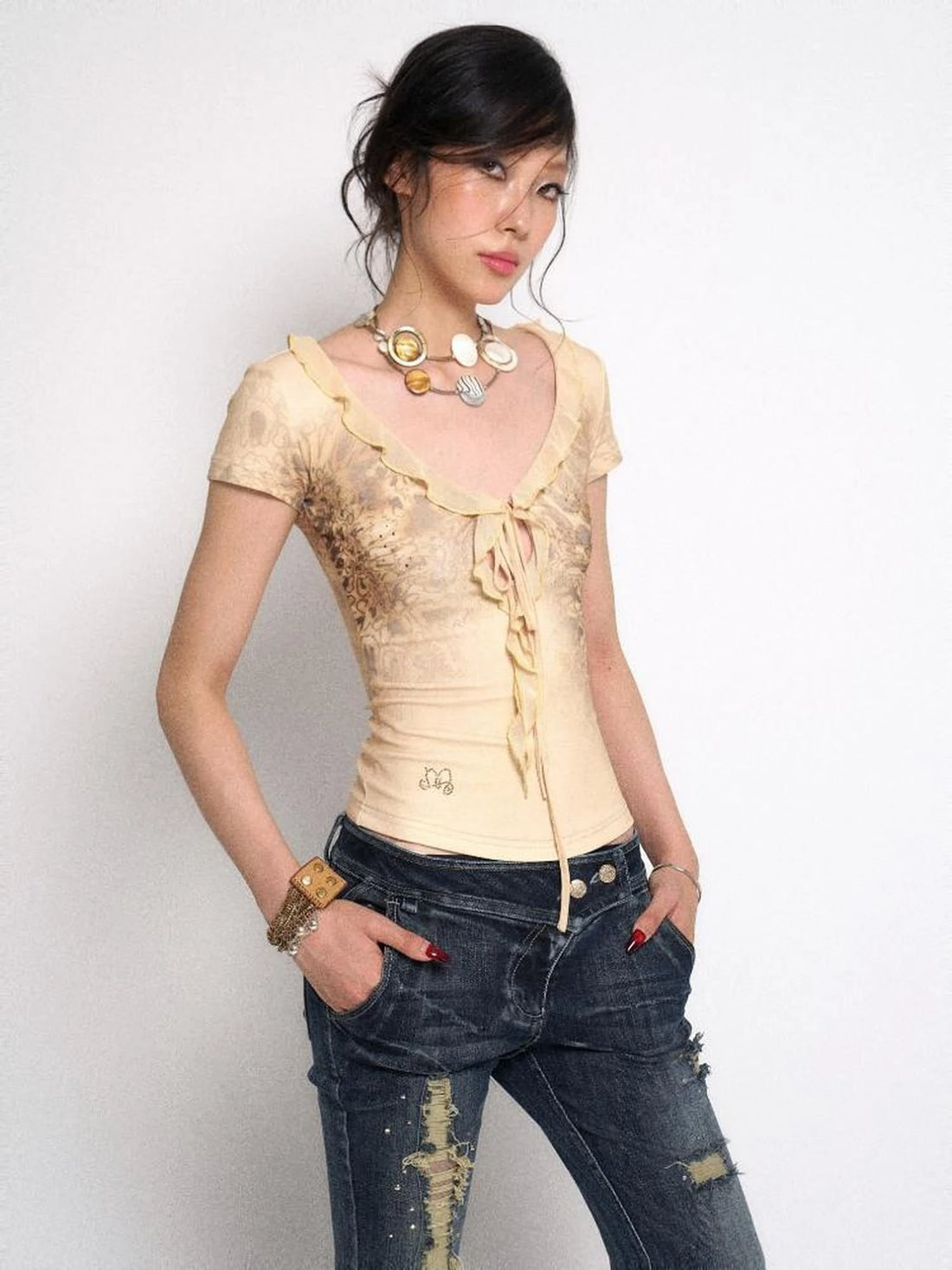 V-Neck Ribbed Tee With Leopard Print And Lace-Up Detail