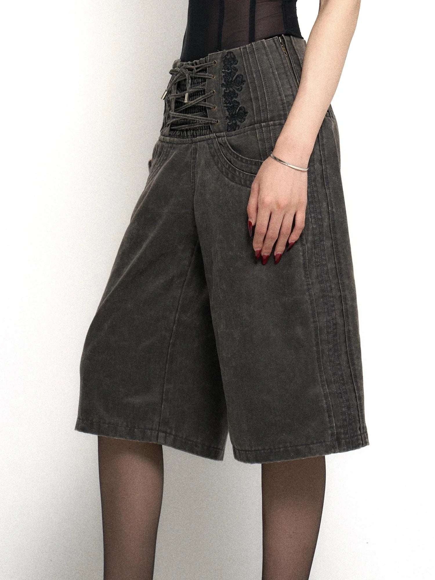 Vintage Embroidered Drawstring Wide Leg Shorts