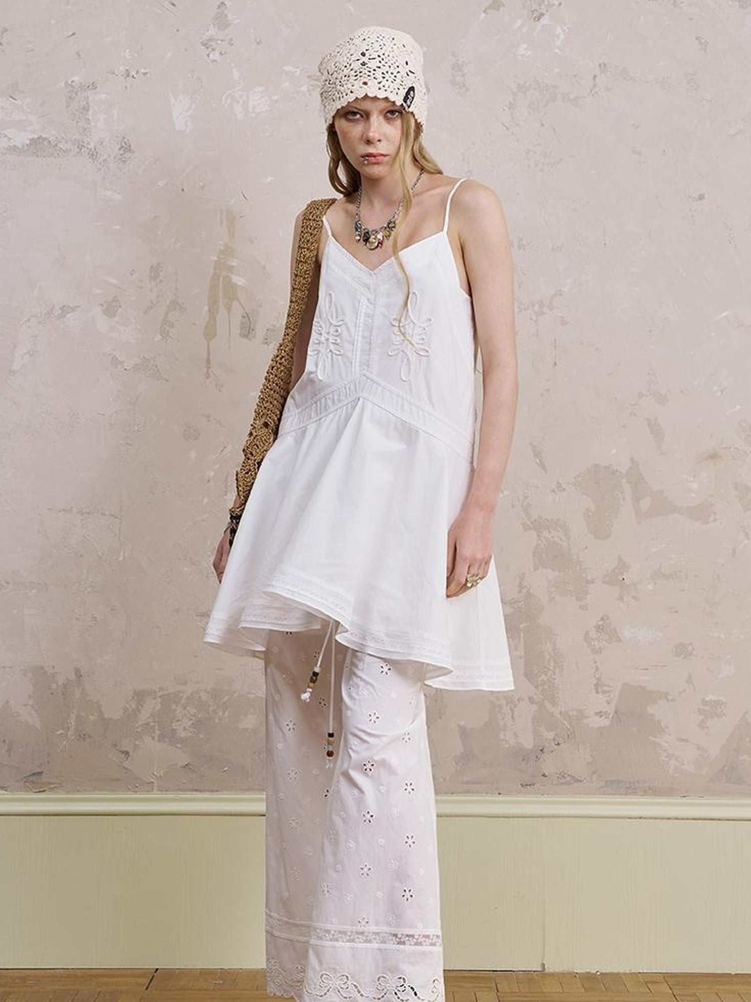 DIDDI MODA French V Neck Floral Lace Sundress With Ruffled Hem