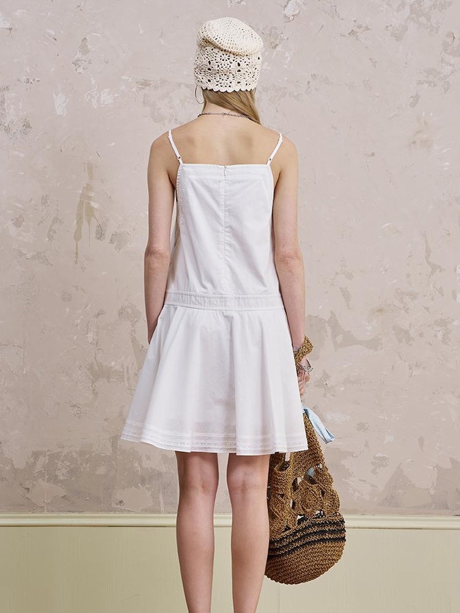 DIDDI MODA French V Neck Floral Lace Sundress With Ruffled Hem