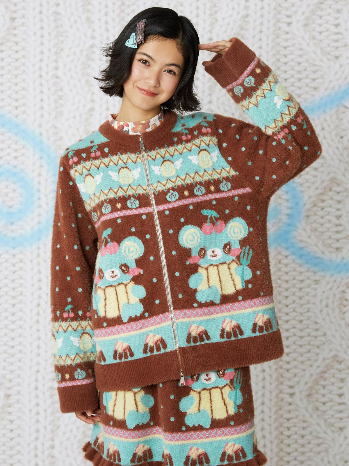 Frufru Gulu Chocolate Bear Cartoon Hooded Zip Knit Women&