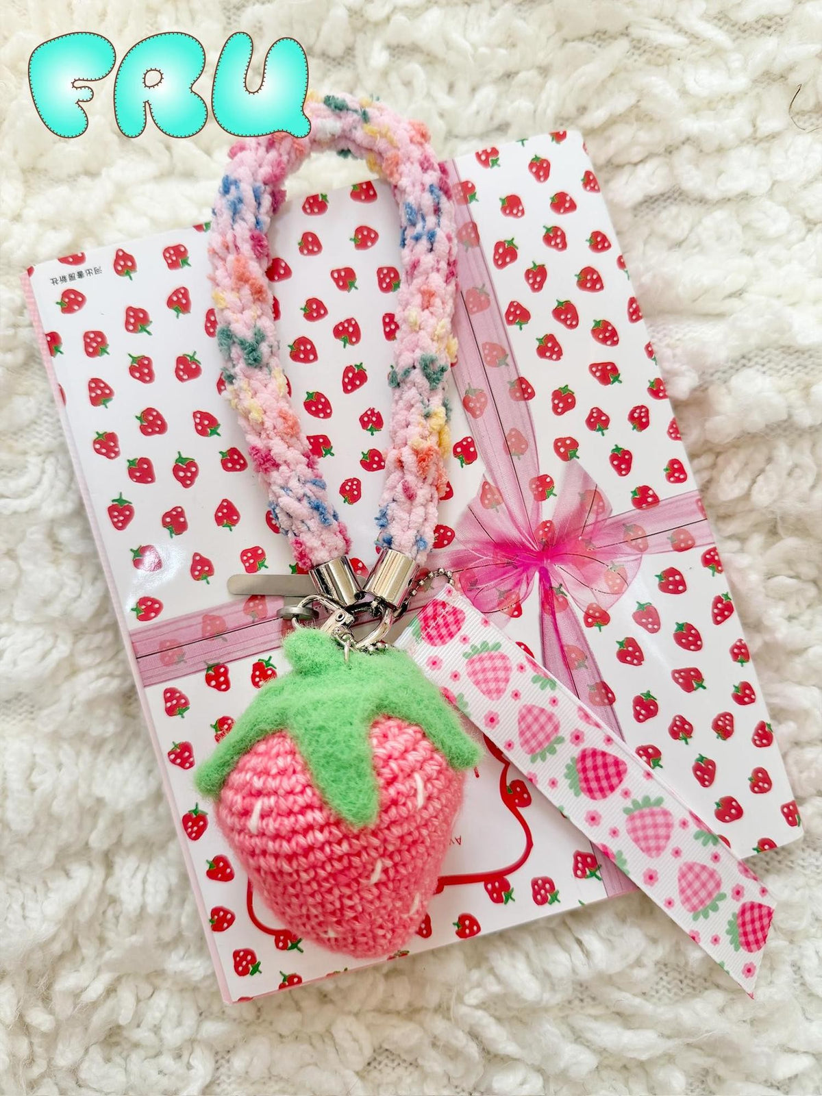 Frufru Gulu Handmade Knitted Pink Strawberry Women&