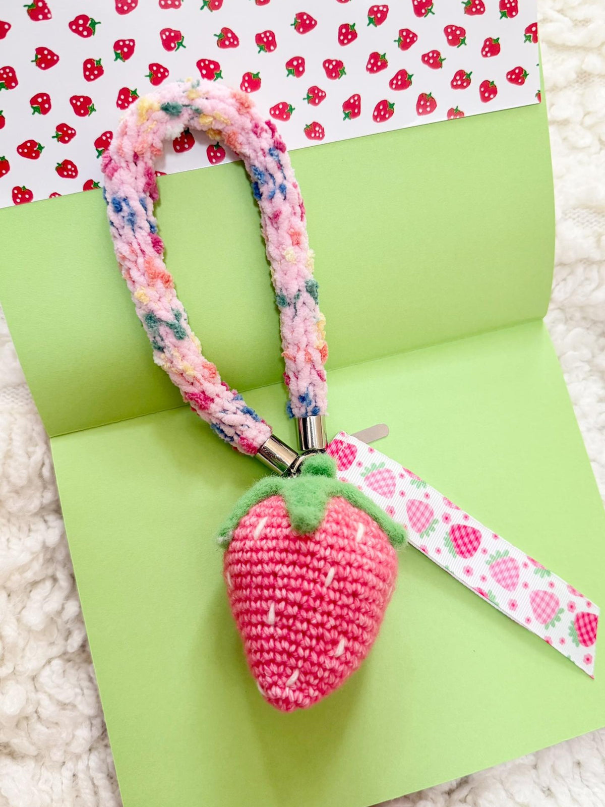 Frufru Gulu Handmade Knitted Pink Strawberry Women&