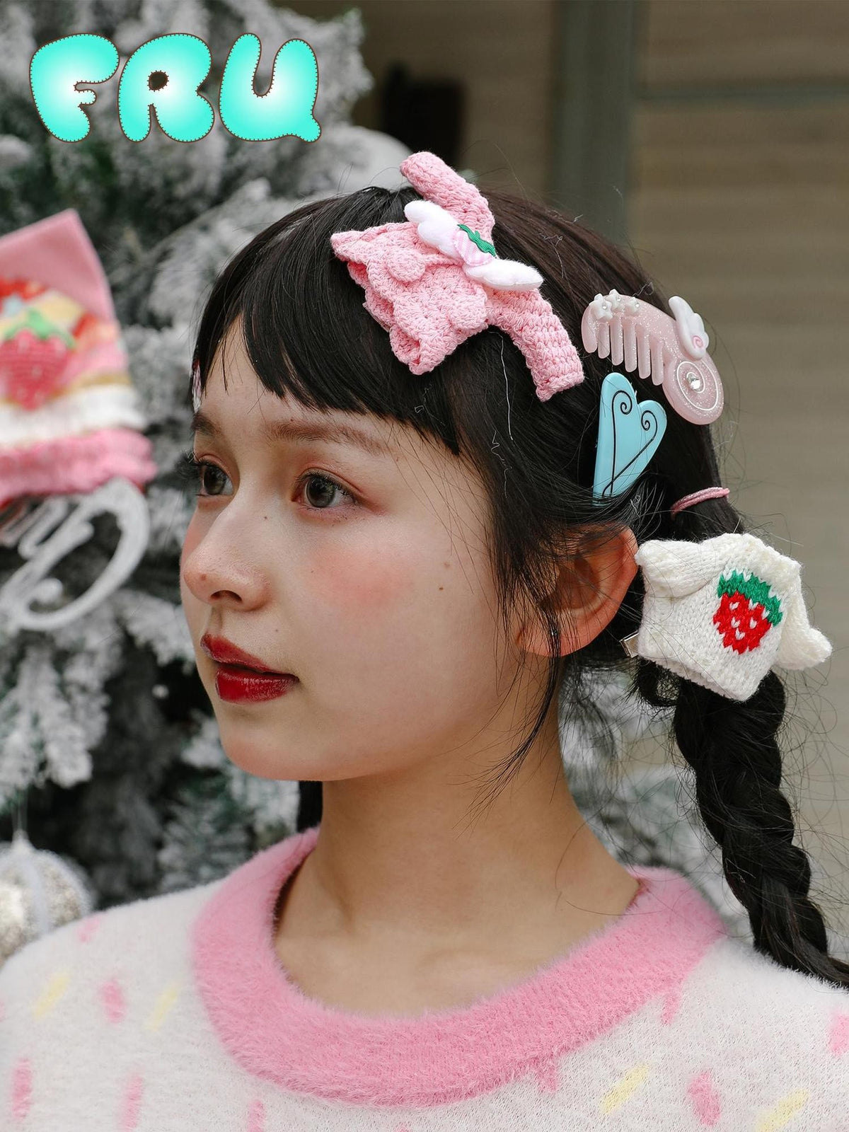 Frufru Gulu Knitted Mini Sweater Strawberry Bow Handmade Women&