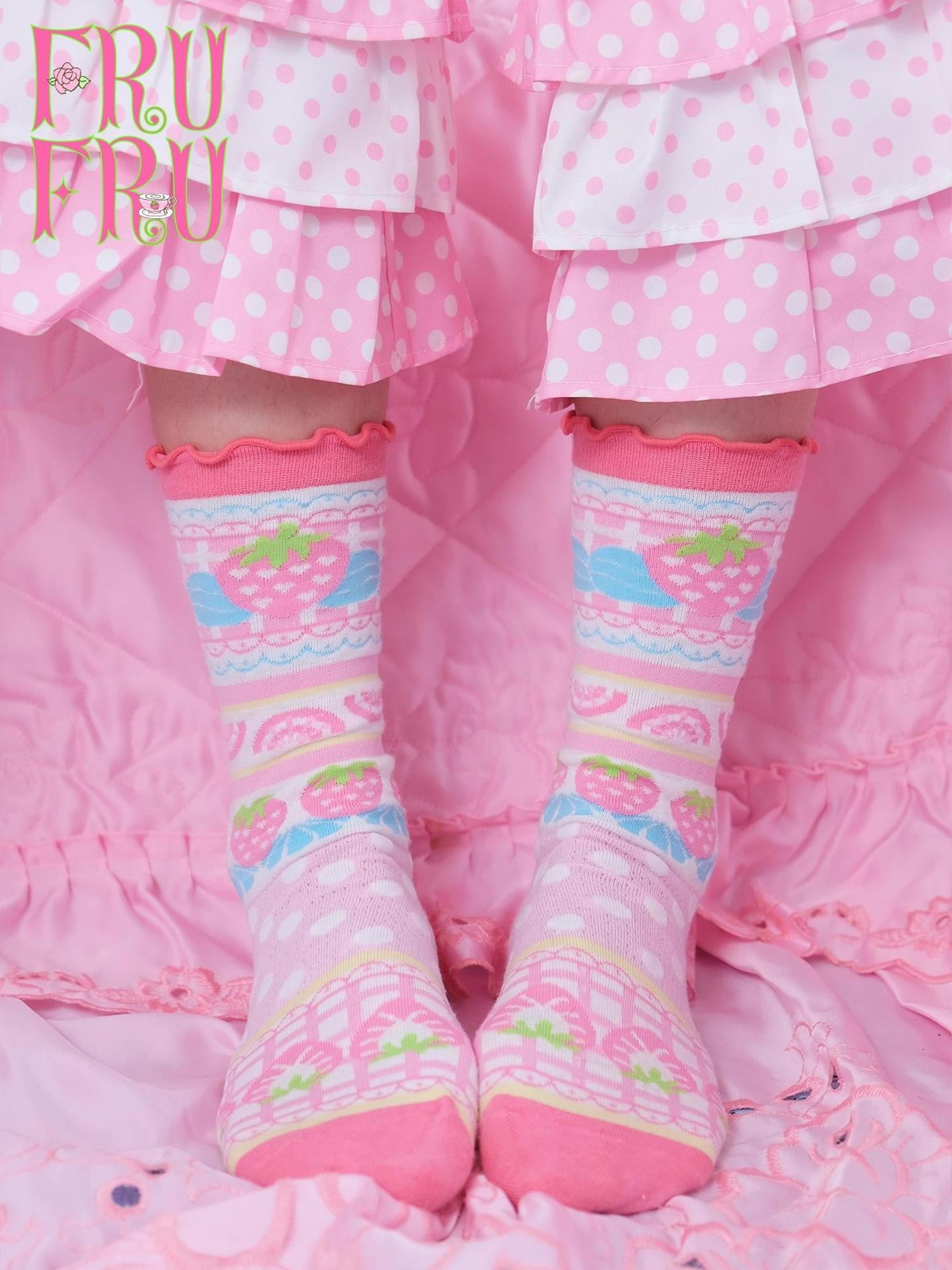 Frufru Gulu Rose Coffee House Cream Strawberry Cake Print Women&