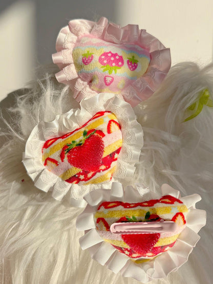 Frufru Gulu Strawberry Heart Lace Side Clip Women&