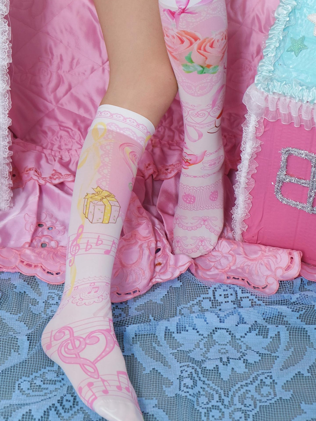 Frufru Gulu White Original Vintage Rose Print Breathable Mid Calf Women&