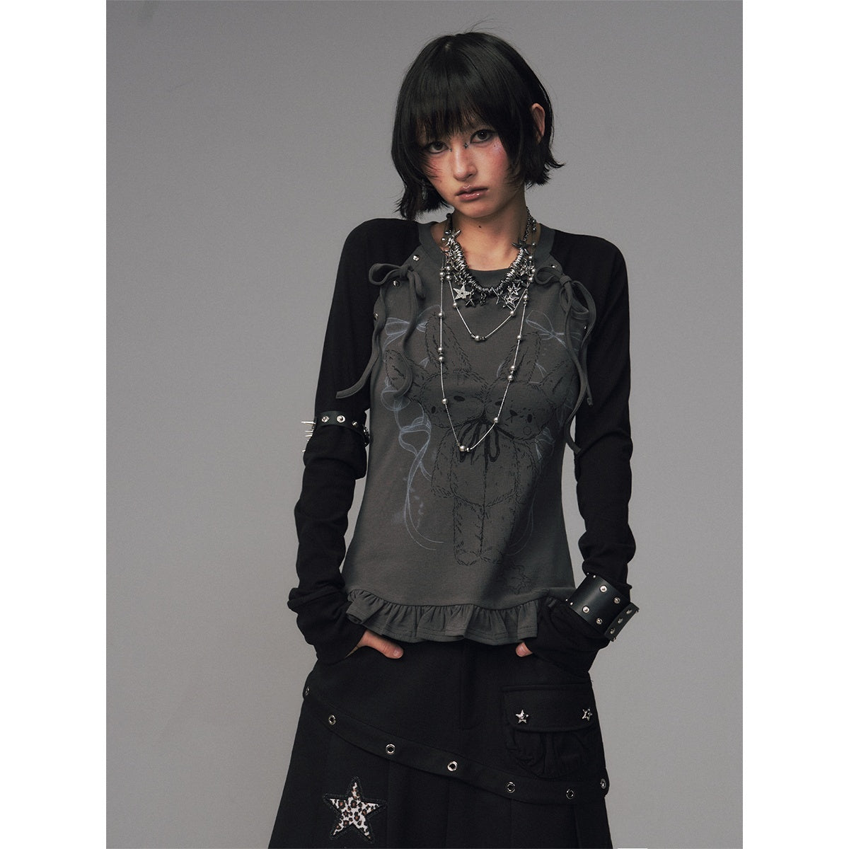Frustration_Garden_Bow_Lace_Print_Studded_Raglan_Slim_Women&