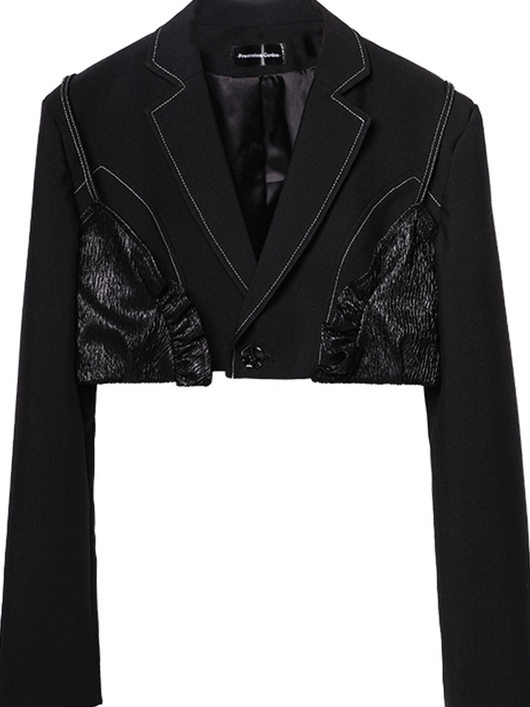 Frustration Garden Cropped Curve Stitch Blazer 
V-neck T-shirt 
Long Sleeve