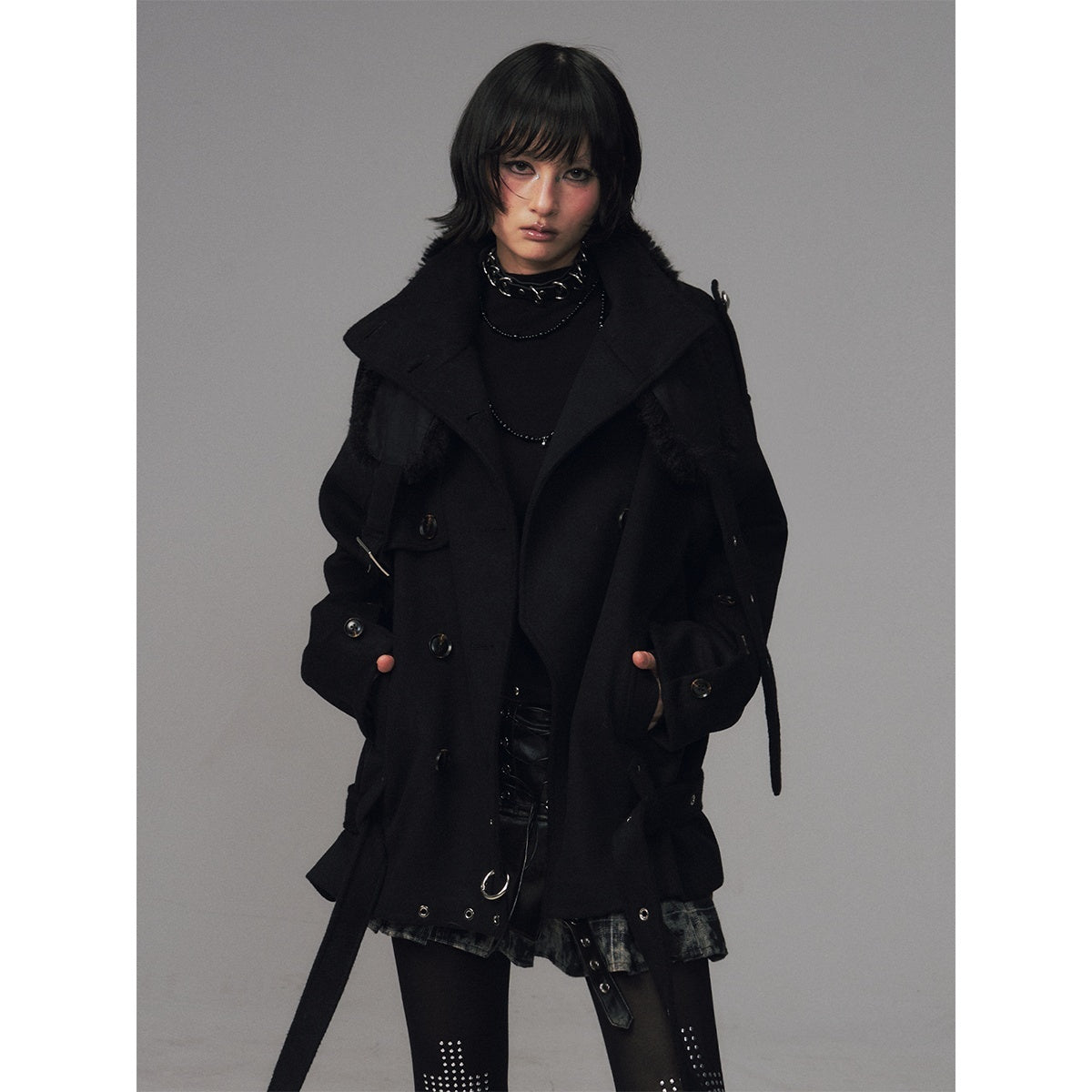 Frustration_Garden_Dark_Large_Lapel_Detachable_Fur_Double_Breasted_Women&