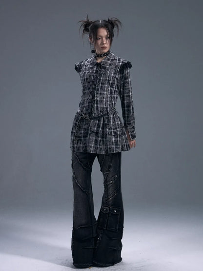 Frustration Garden Heavy Wash Destroyed Flared Jeans