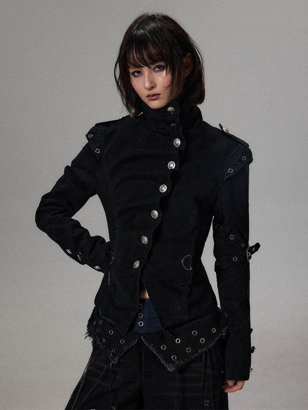 Frustration Garden Punk Palace Knight Stand Collar Metal Studded Women&