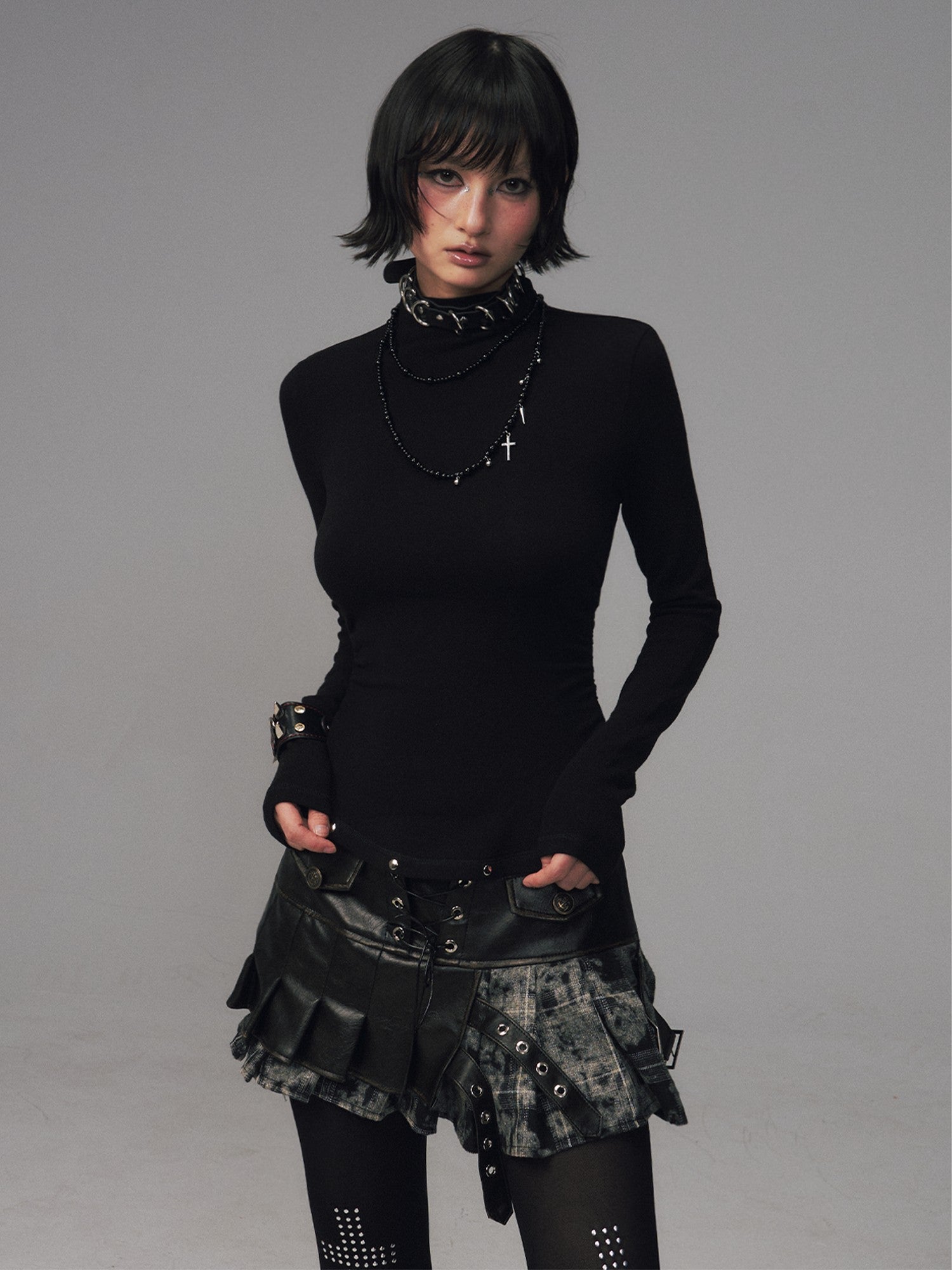 Frustration Garden Punk Studded Waist Slim Half High Neck Women&