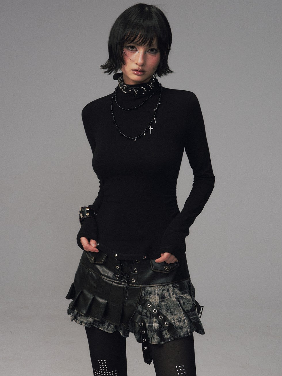 Frustration Garden Punk Studded Waist Slim Half High Neck Women&