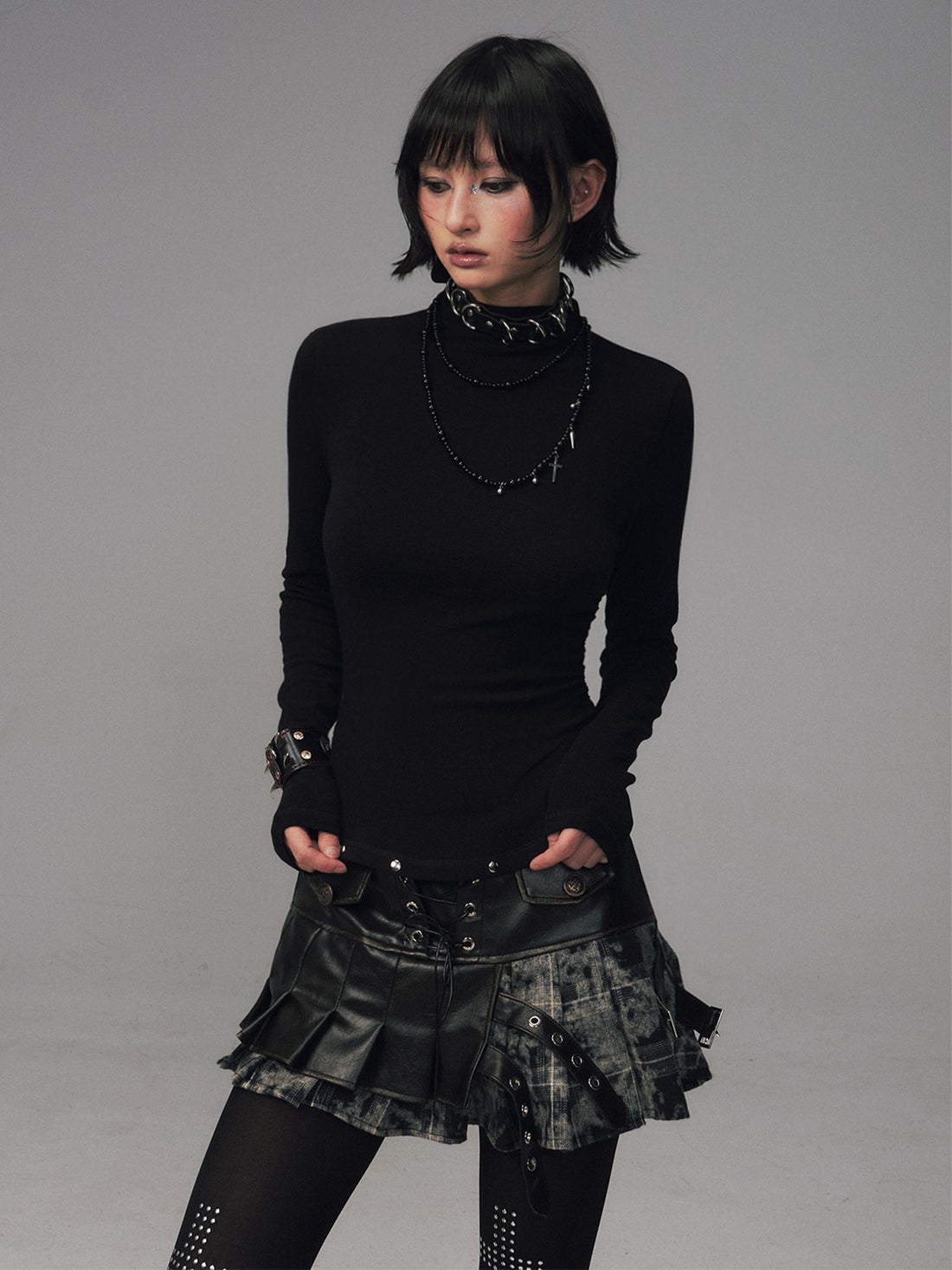 Frustration Garden Punk Studded Waist Slim Half High Neck Women&