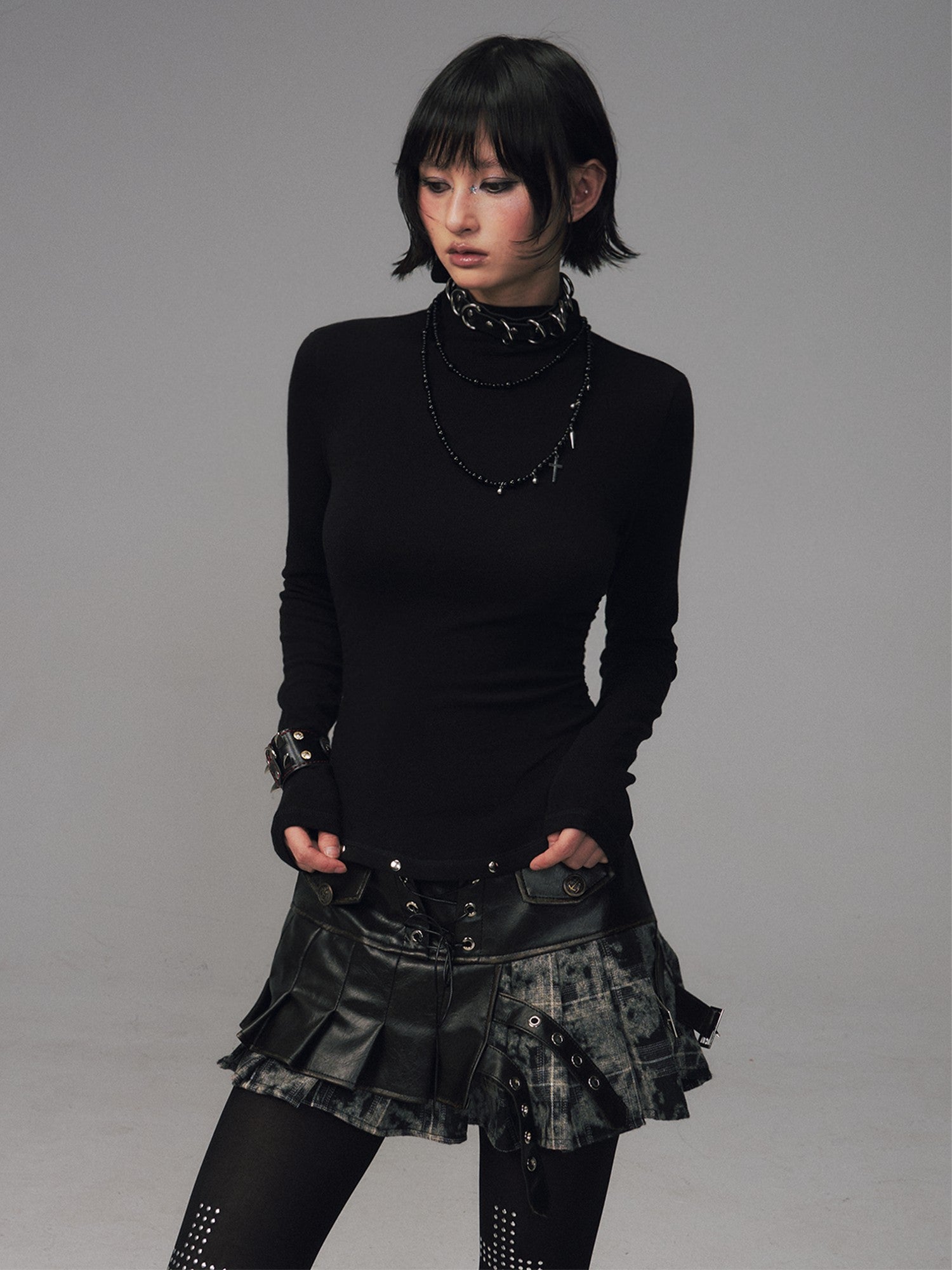 Frustration Garden Punk Studded Waist Slim Half High Neck Women&