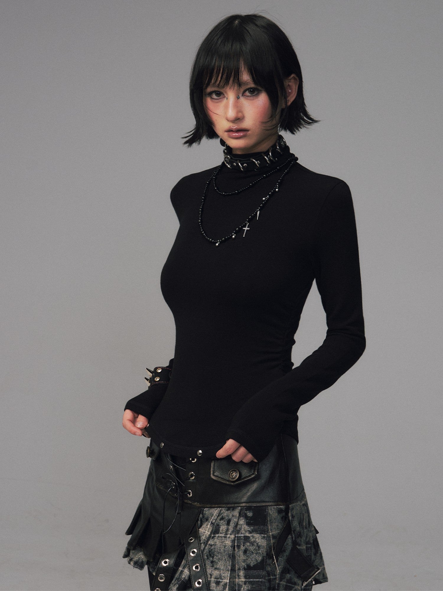 Frustration Garden Punk Studded Waist Slim Half High Neck Women&