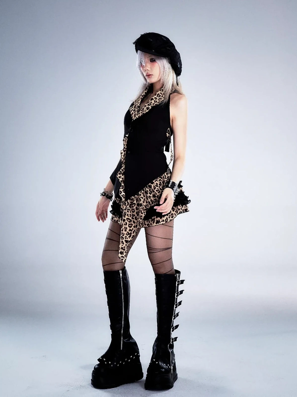 Frustration Garden Retro Leopard Print Halter Vest