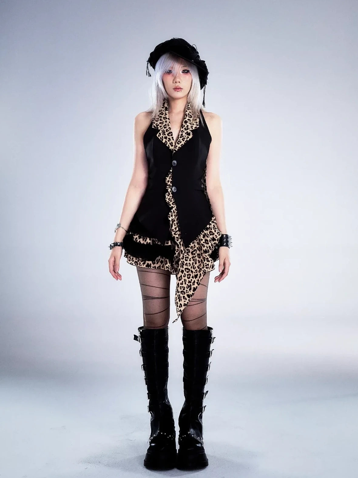 Frustration Garden Retro Leopard Print Halter Vest