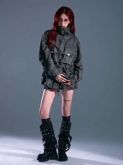 Frustration Garden Rust Colored Retro Work Jacket
V-neck
Long Sleeve
T-shirt
Ribbed Hem And Cuffs
Button Up Front
Chest Pocket
Relaxed Fit