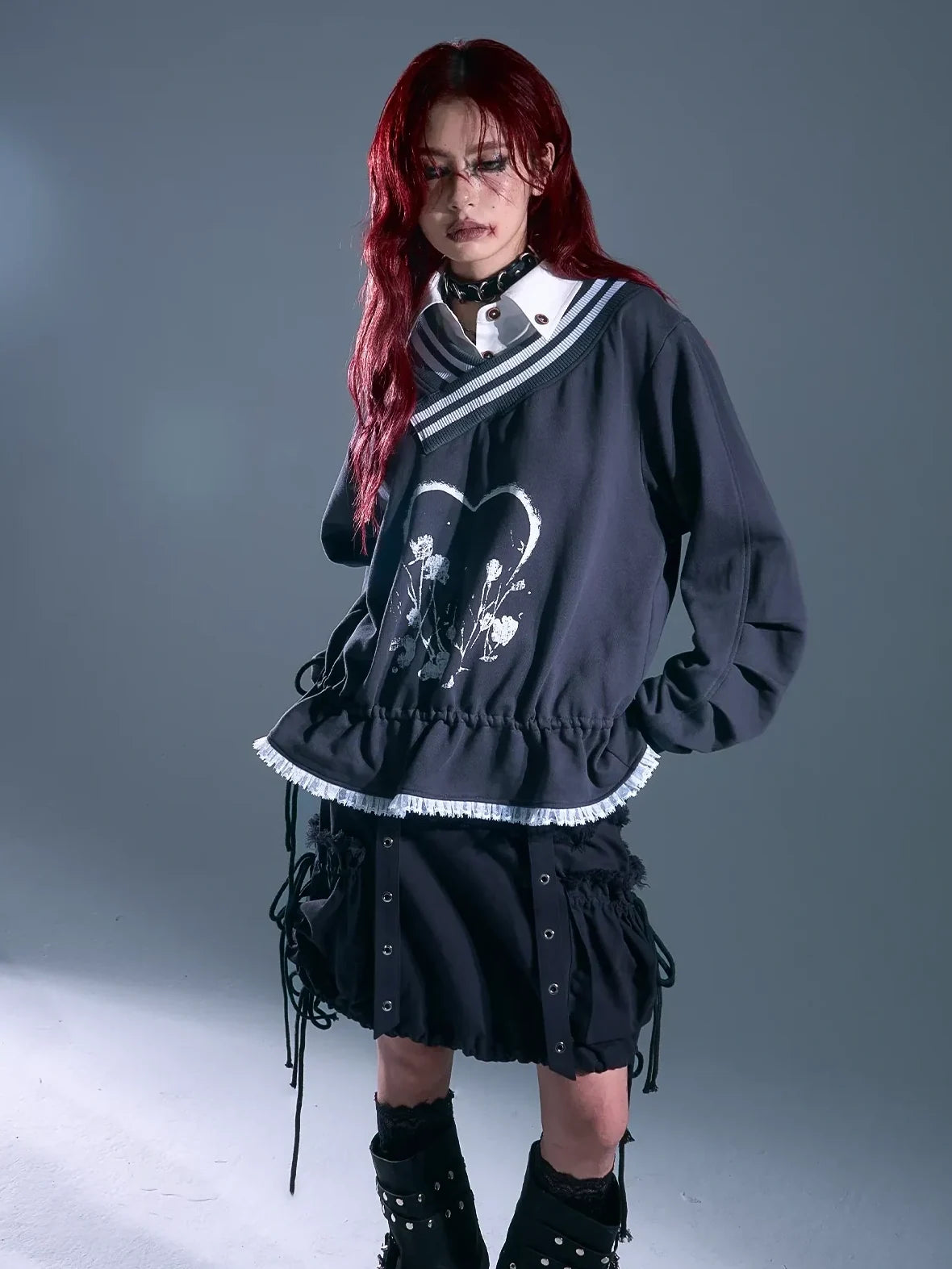 Frustration Garden Vintage Asymmetric Pullover With Lace And Print