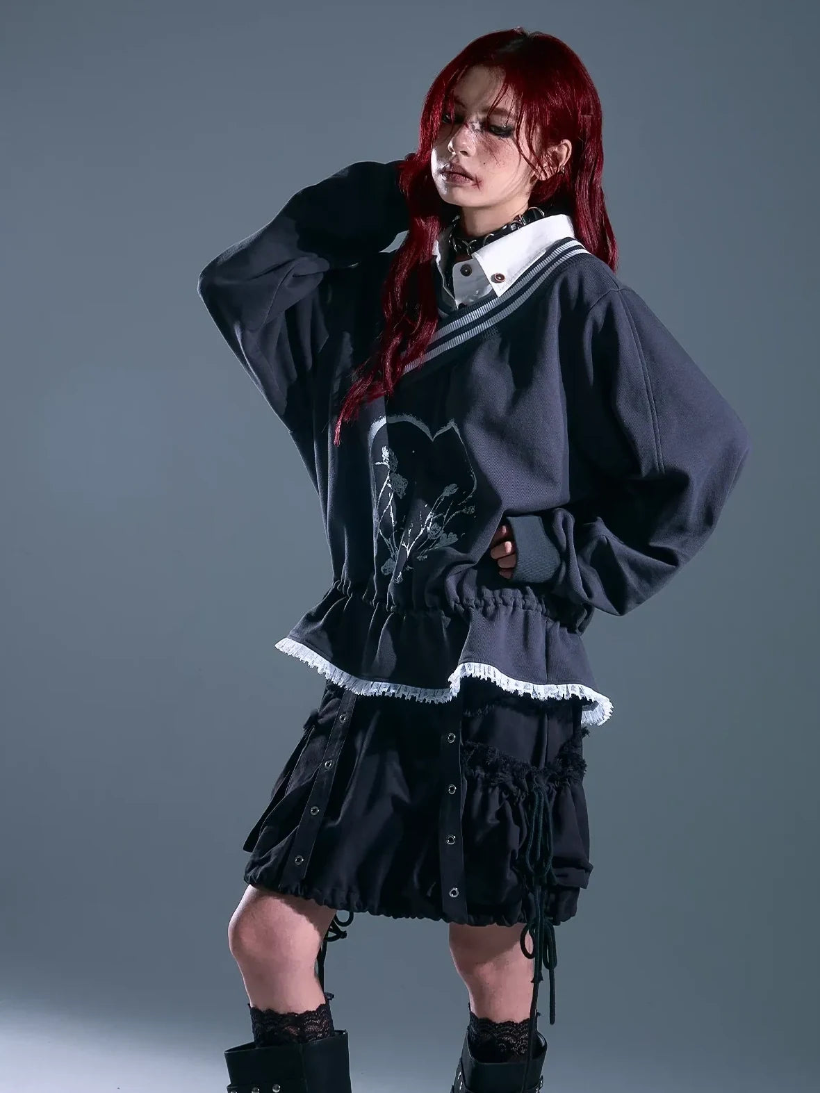 Frustration Garden Vintage Asymmetric Pullover With Lace And Print