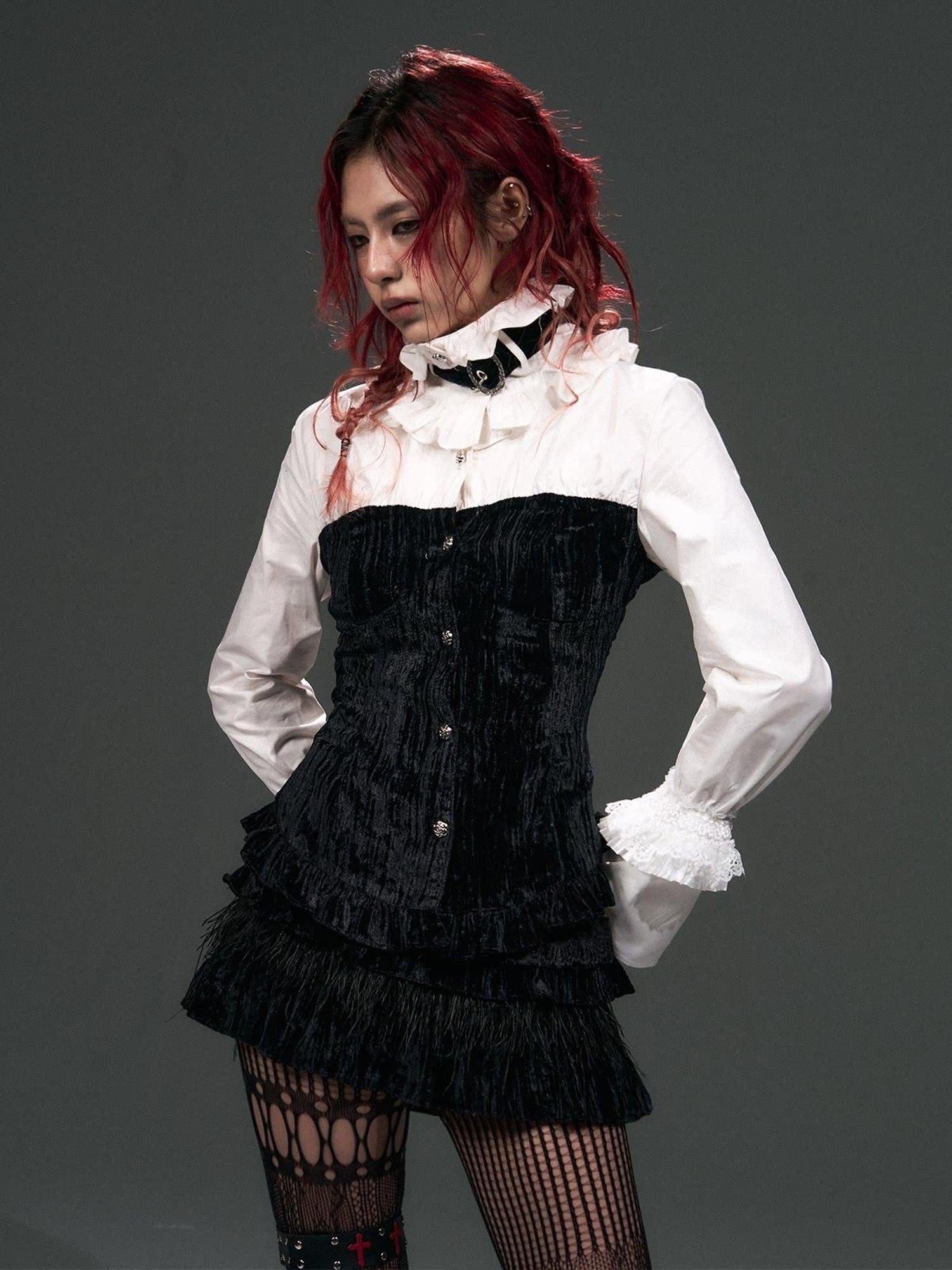 Frustration Garden Vintage Velvet Low Waist Lace Ruffle Button Lined Date Black Mini Skirt
