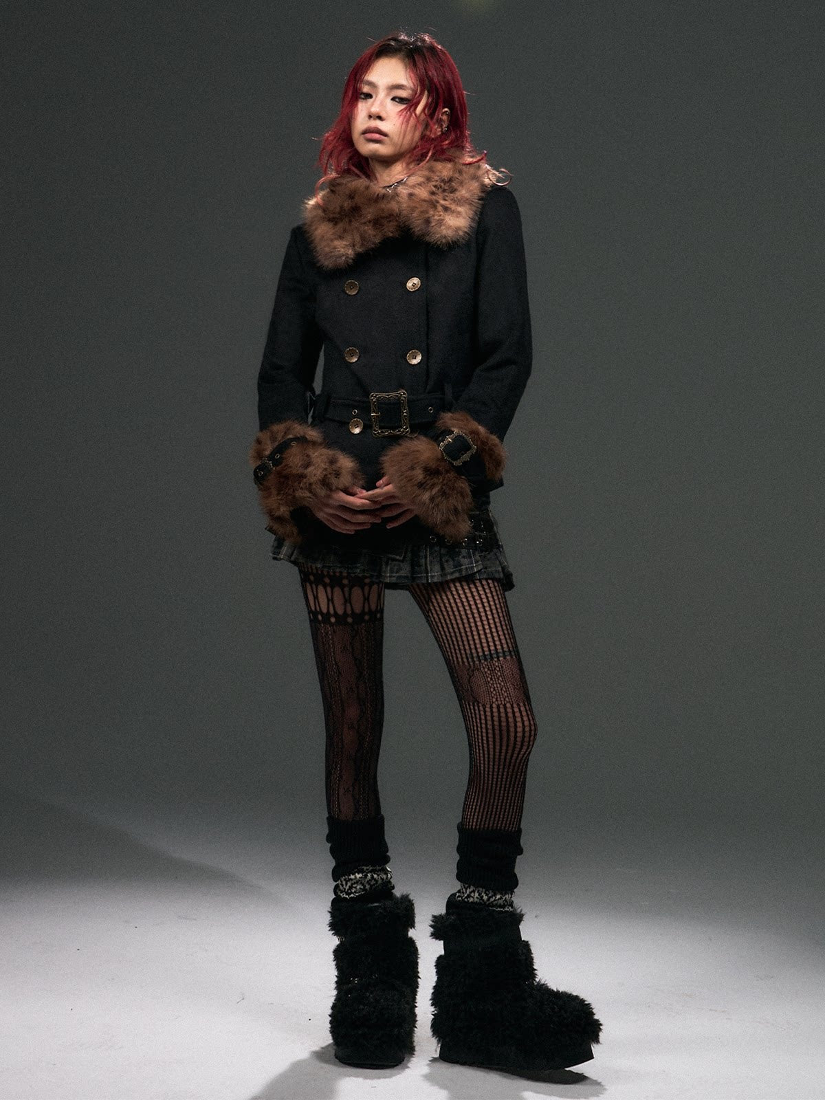 Frustration_Garden_Warm_Wool_Blend_Belted_Vintage_Short_Doublebreasted_Furcollar_Black_Leopard_Coat_MISSTT