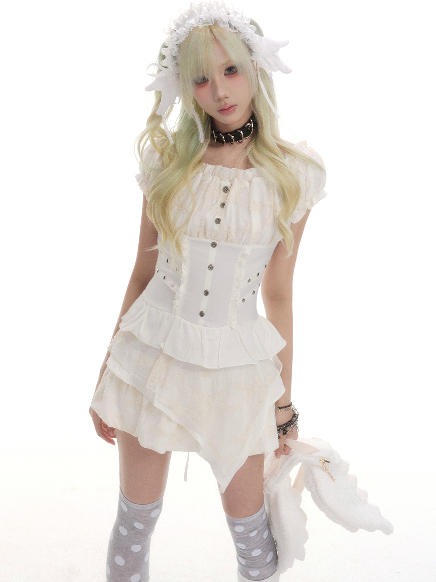Frustration Garden White Off Shoulder Puff Sleeve Tiered Cake Women&