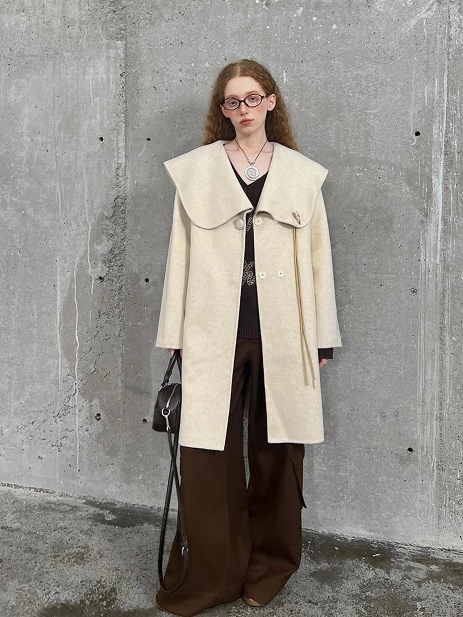 Gallery Girl Oversized Collar Wool Coat With Horn Buttons