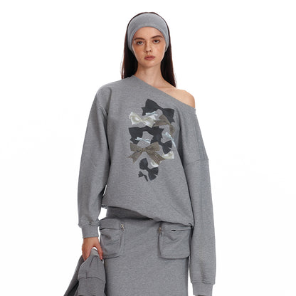 ALINNV STUDIO Off Shoulder Bow Print Slouchy Sweatshirt