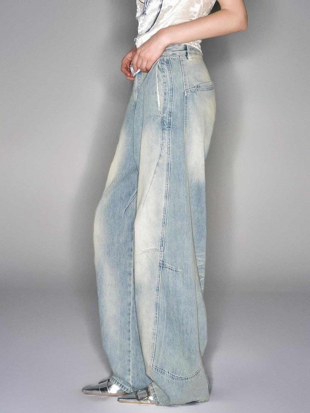 HEMOGLOBIN Curved Silhouette Pleated Women&