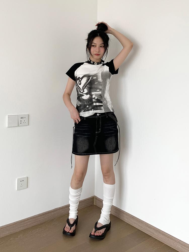 Hand Drawn Black White Graphic Raglan Tee Casual T-shirt