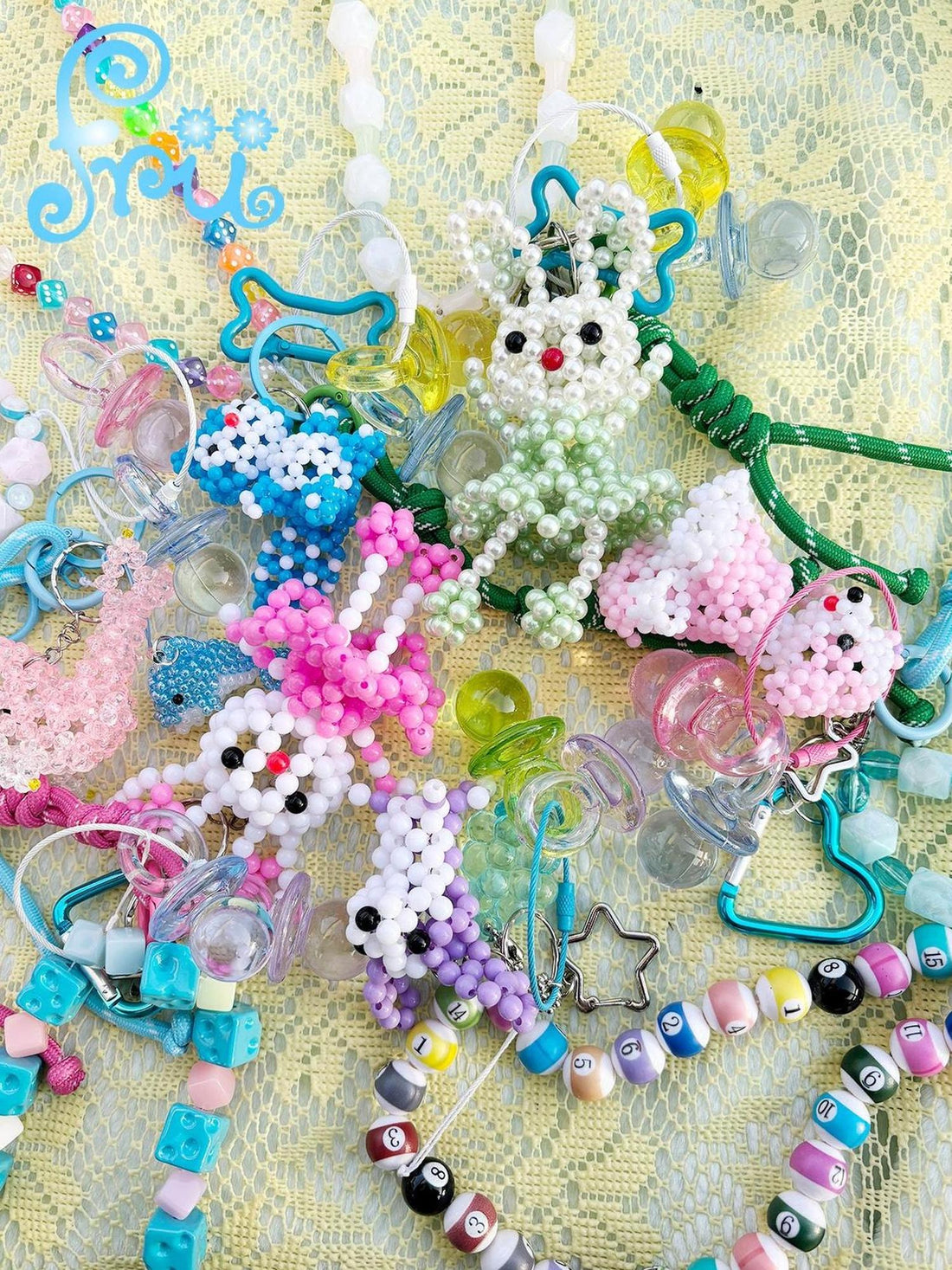Frufru Gulu Handwoven Beaded Bunny Bag Charm Cute Cartoon Rabbit Keychain